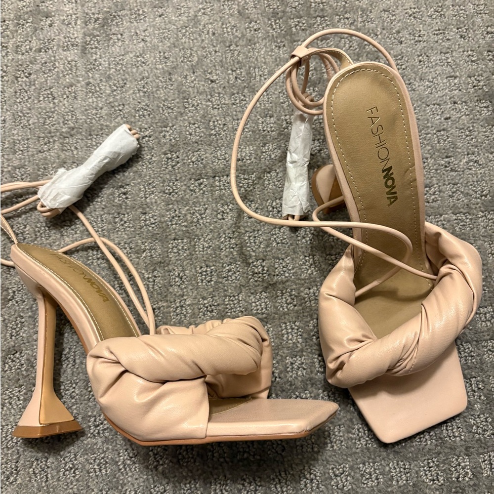 Fashion Nova Women's Pink Heeled Sandals